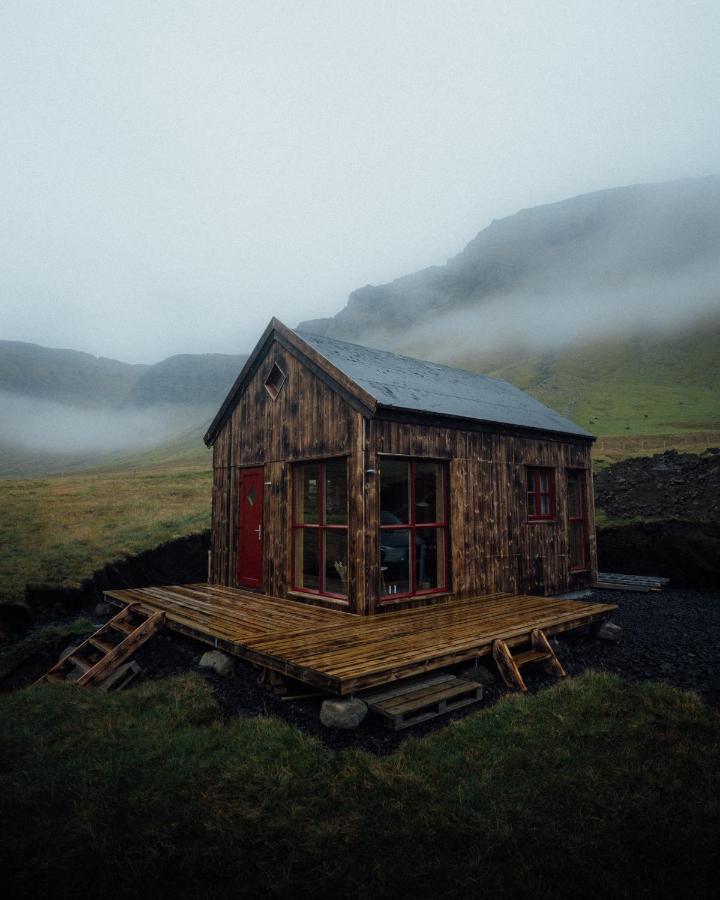 Mulafossur Cottage No 3 By Famous Waterfall In Gasadalur Exterior foto