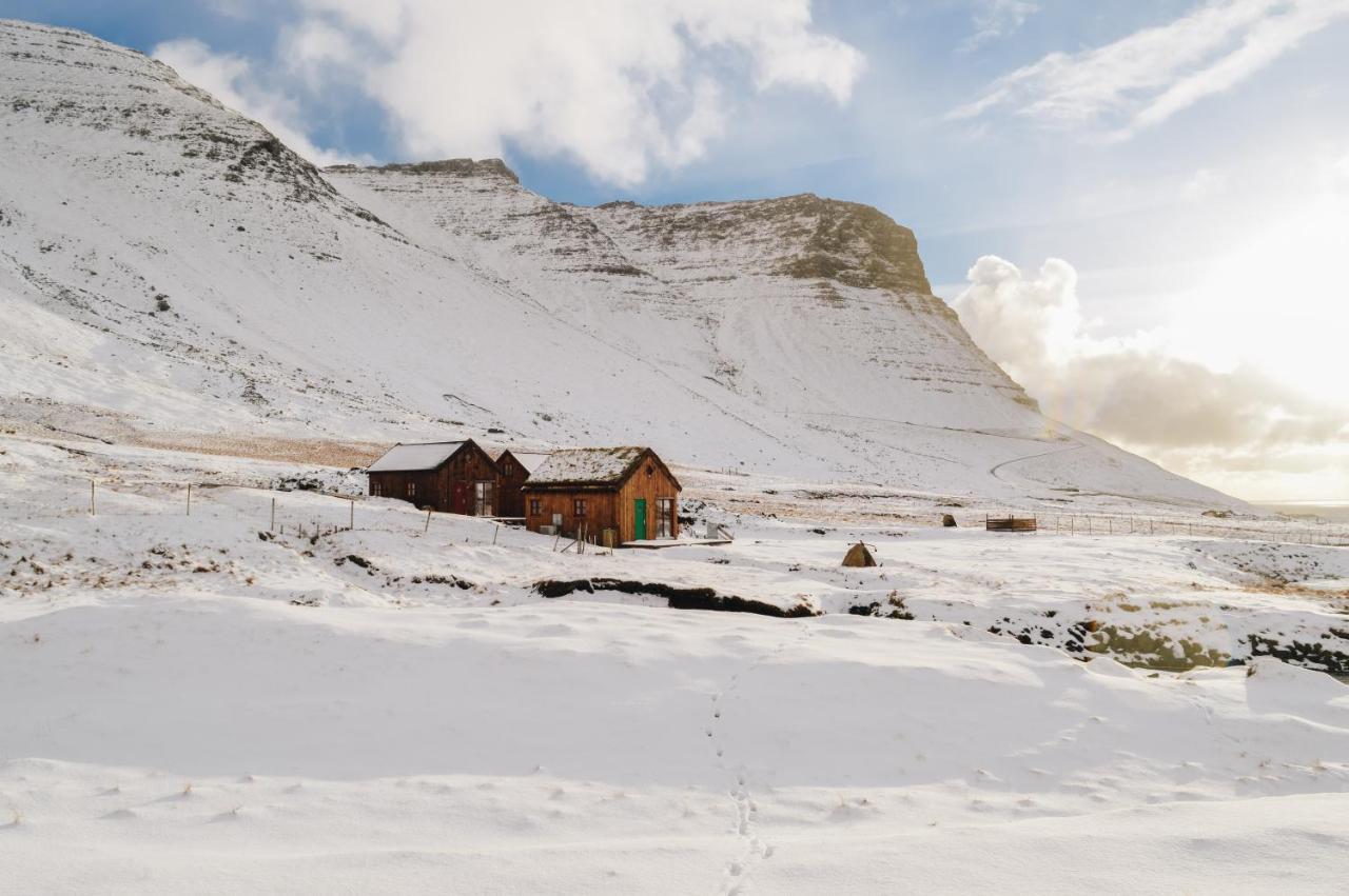 Mulafossur Cottage No 3 By Famous Waterfall In Gasadalur Exterior foto